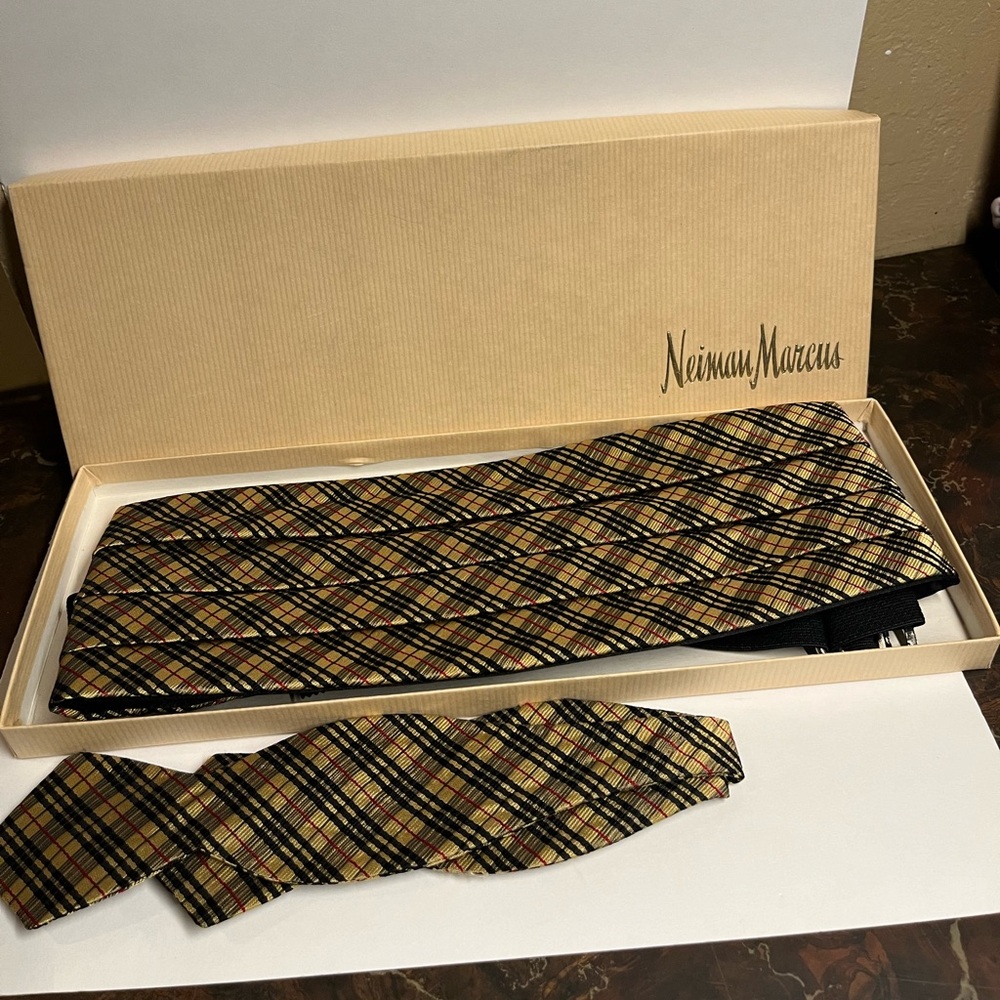 Neiman Marcus Bow Tie Cummerbund Combo